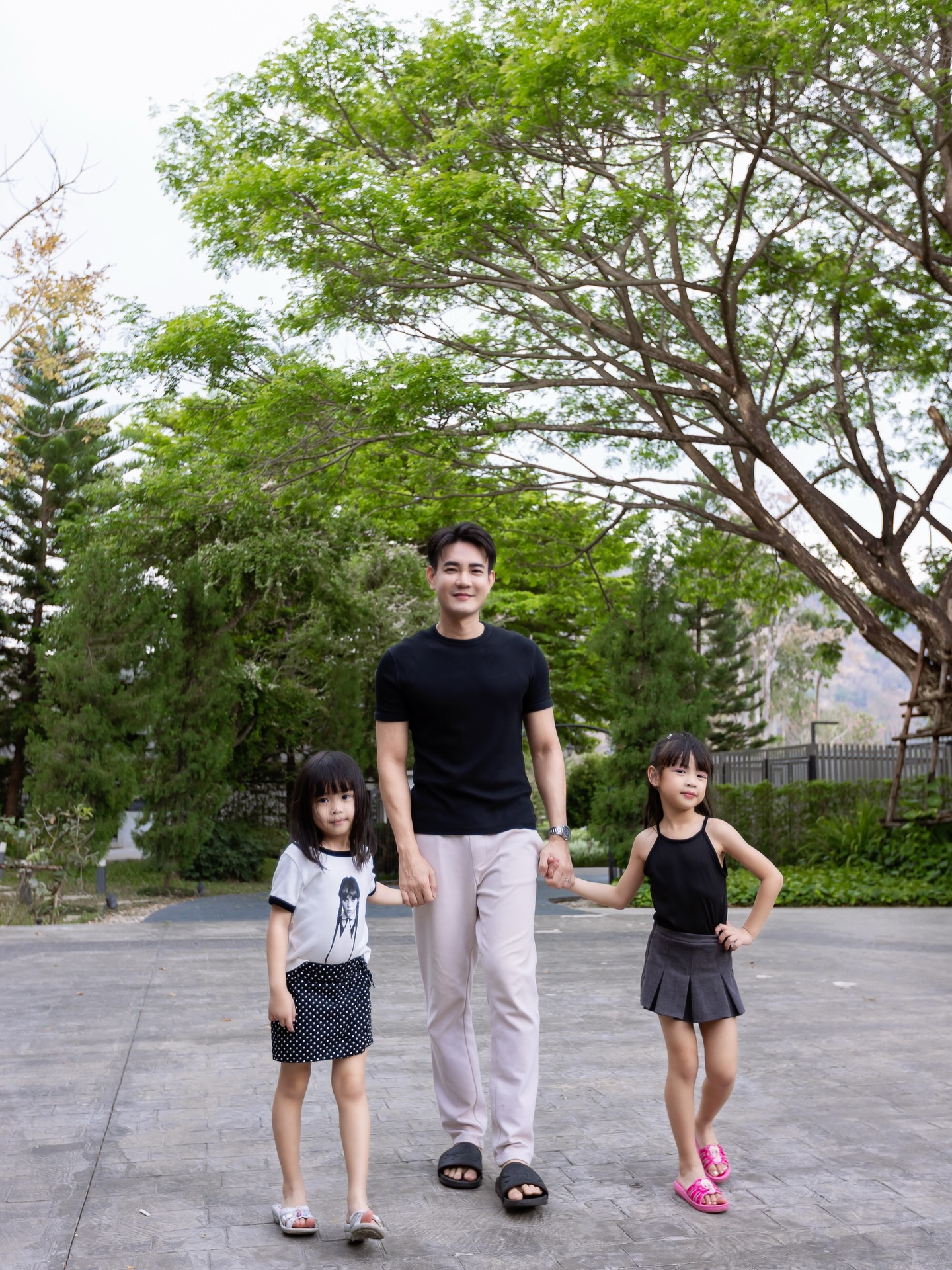 ฟลุค - จิระ ด่านบวรเกียรติ