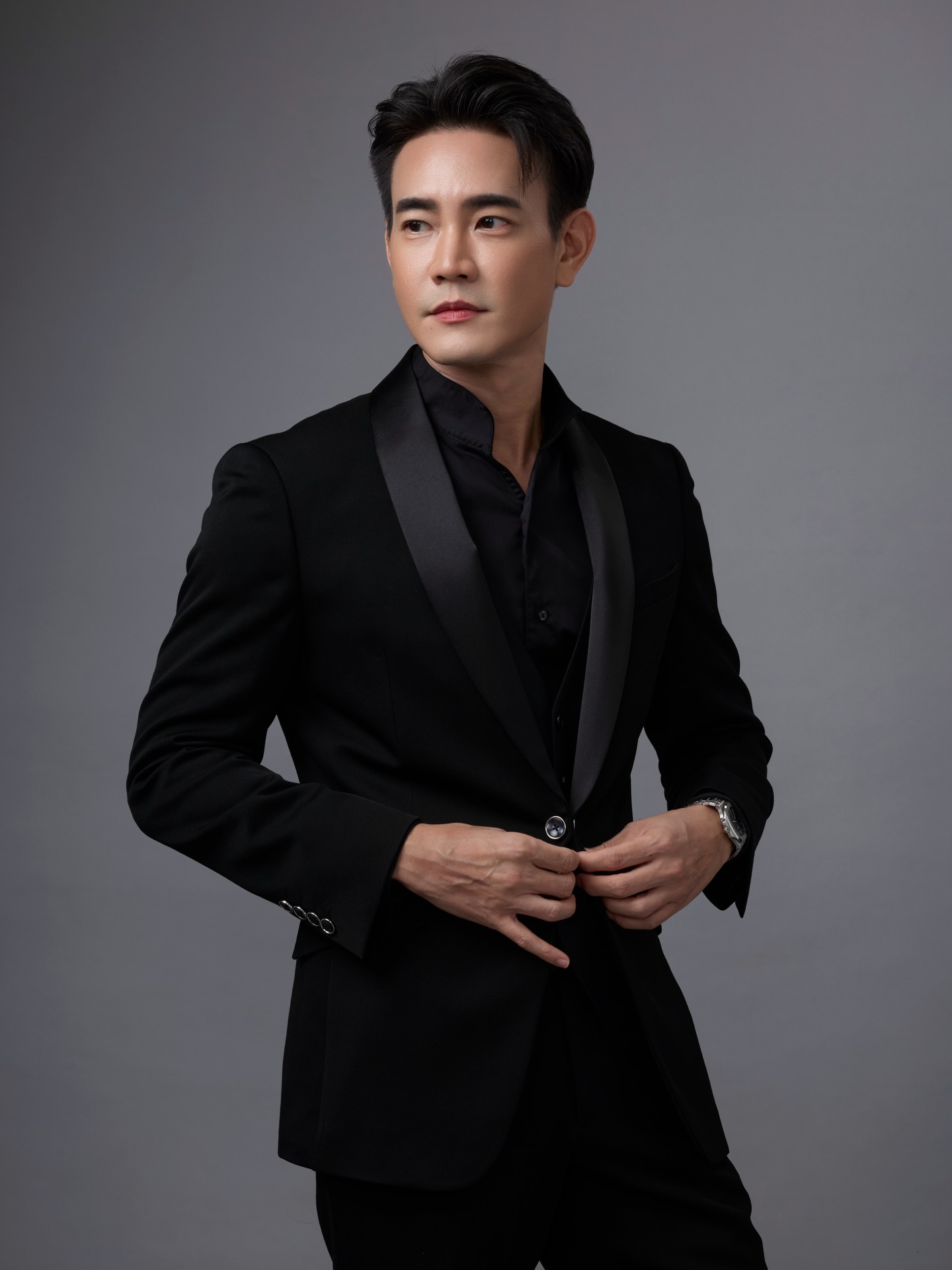 ฟลุค - จิระ ด่านบวรเกียรติ