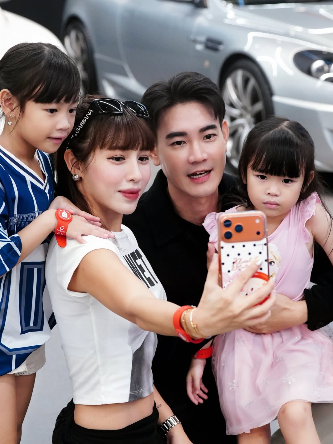 ฟลุค - จิระ ด่านบวรเกียรติ