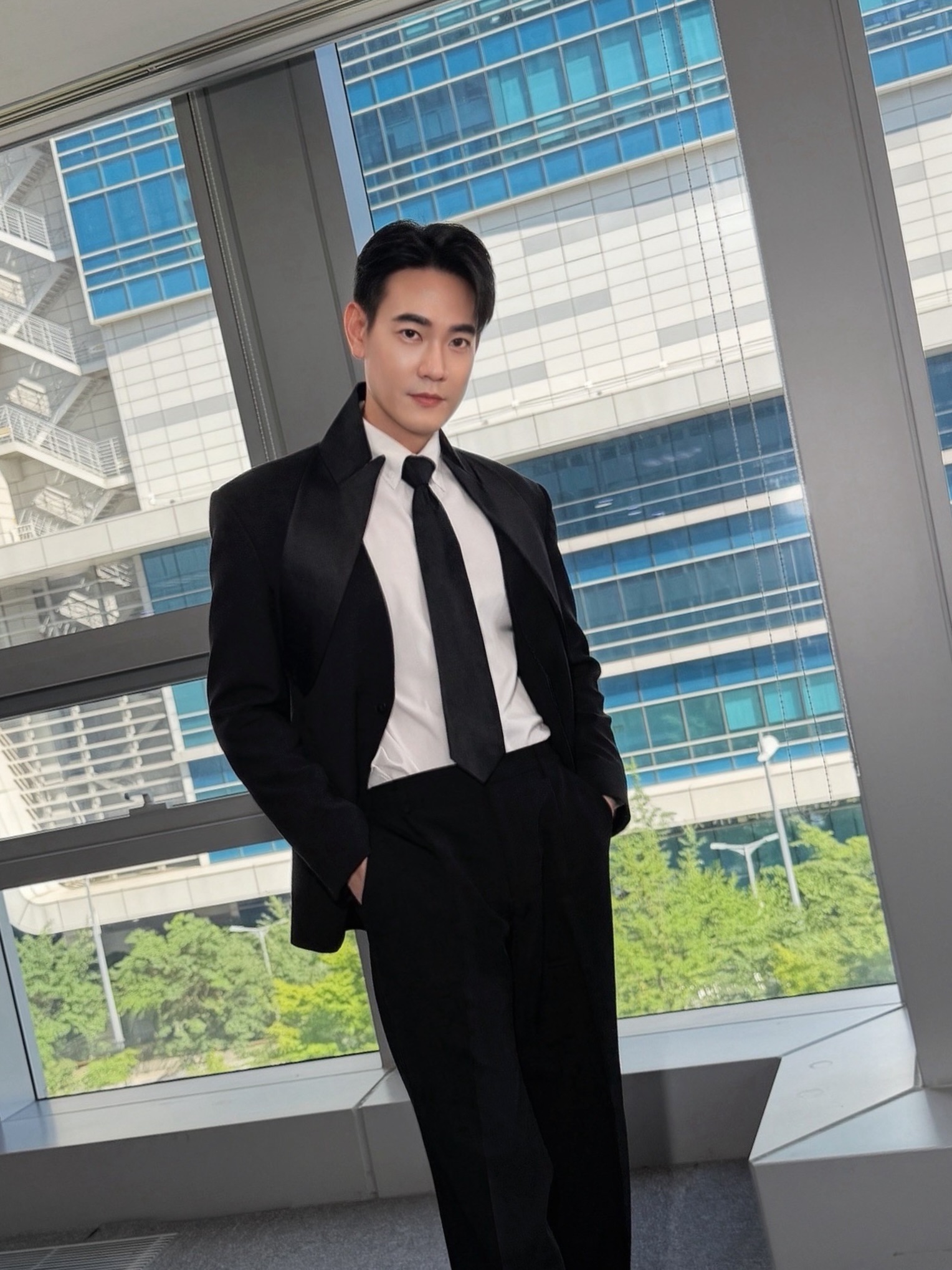 ฟลุค - จิระ ด่านบวรเกียรติ