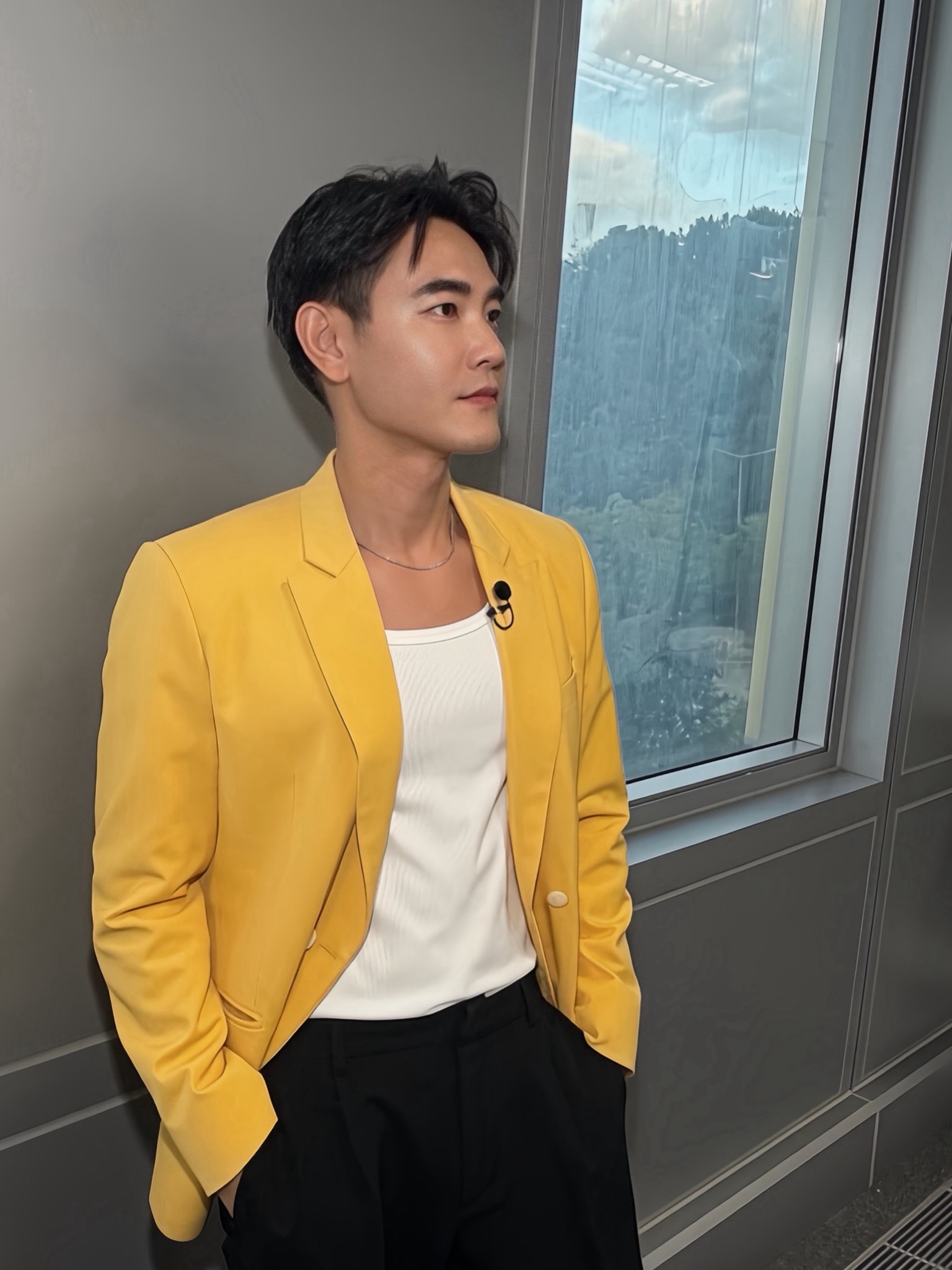 ฟลุค - จิระ ด่านบวรเกียรติ