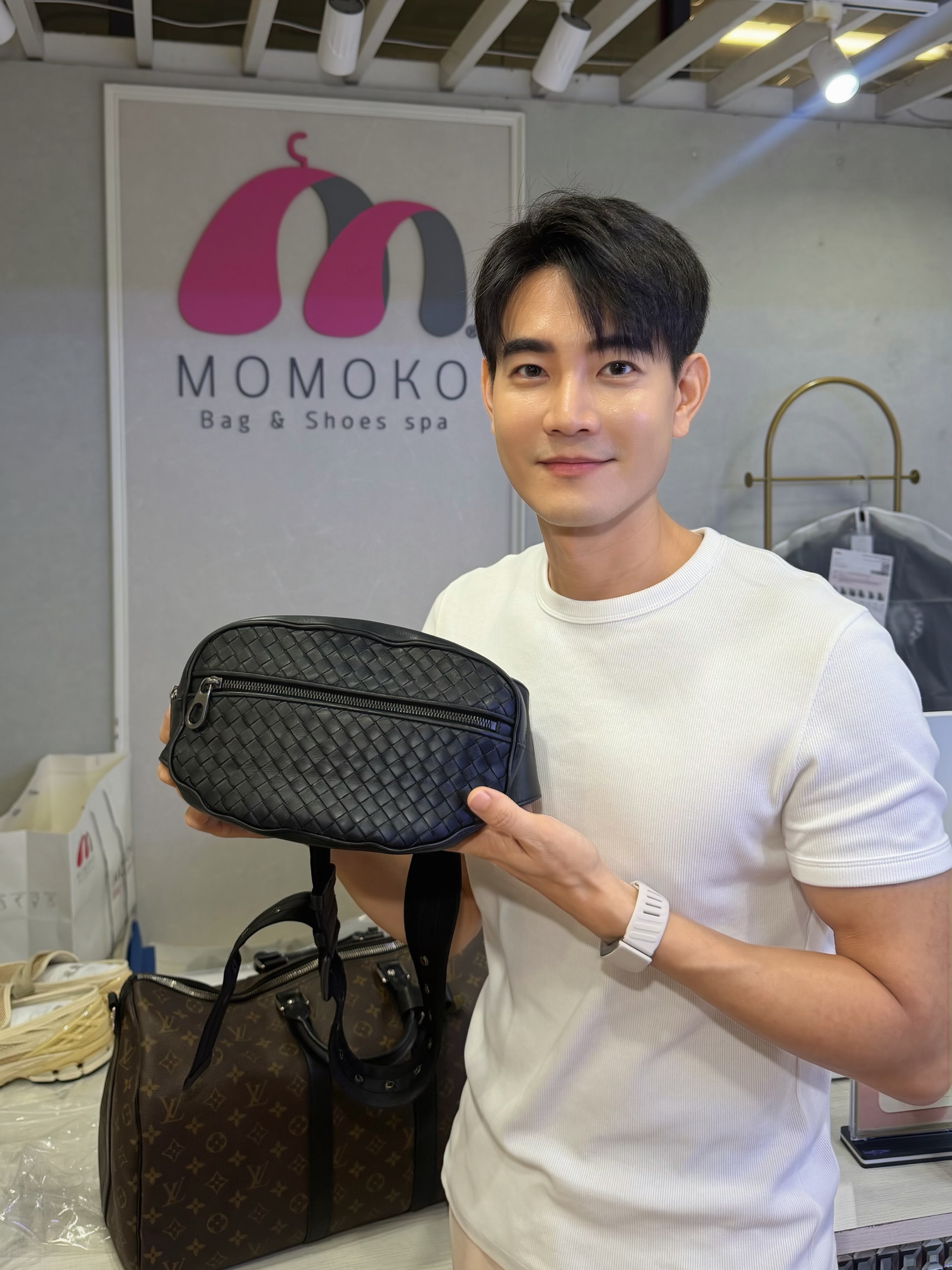 ฟลุค - จิระ ด่านบวรเกียรติ