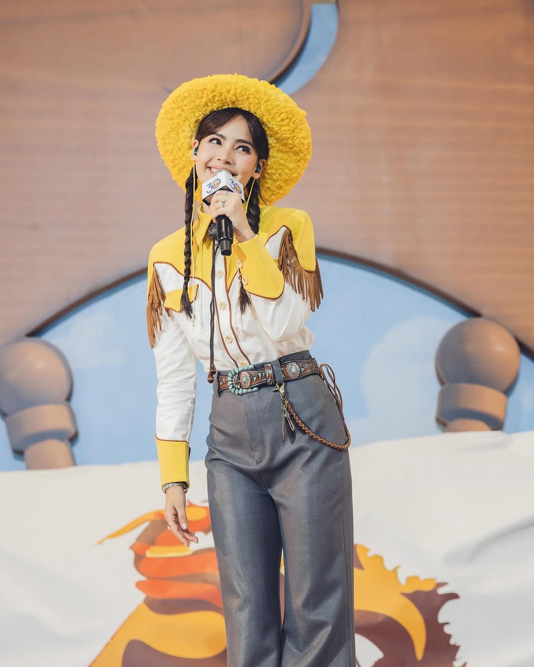 ญาญ่า - อุรัสยา เสปอร์บันด์