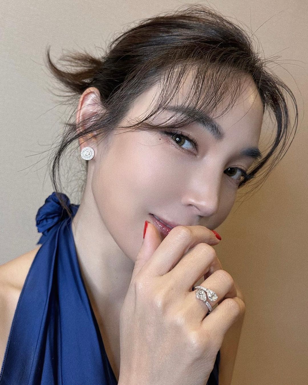 เมย์ - พิชญ์นาฏ สาขากร