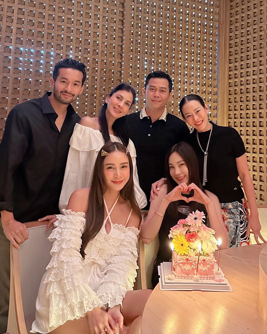 เมย์ - พิชญ์นาฏ สาขากร