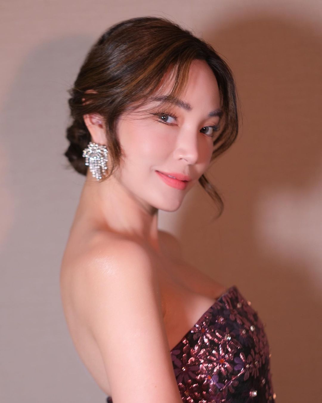 เมย์ - พิชญ์นาฏ สาขากร
