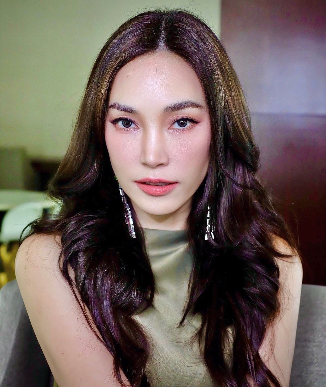 เมย์ - พิชญ์นาฏ สาขากร