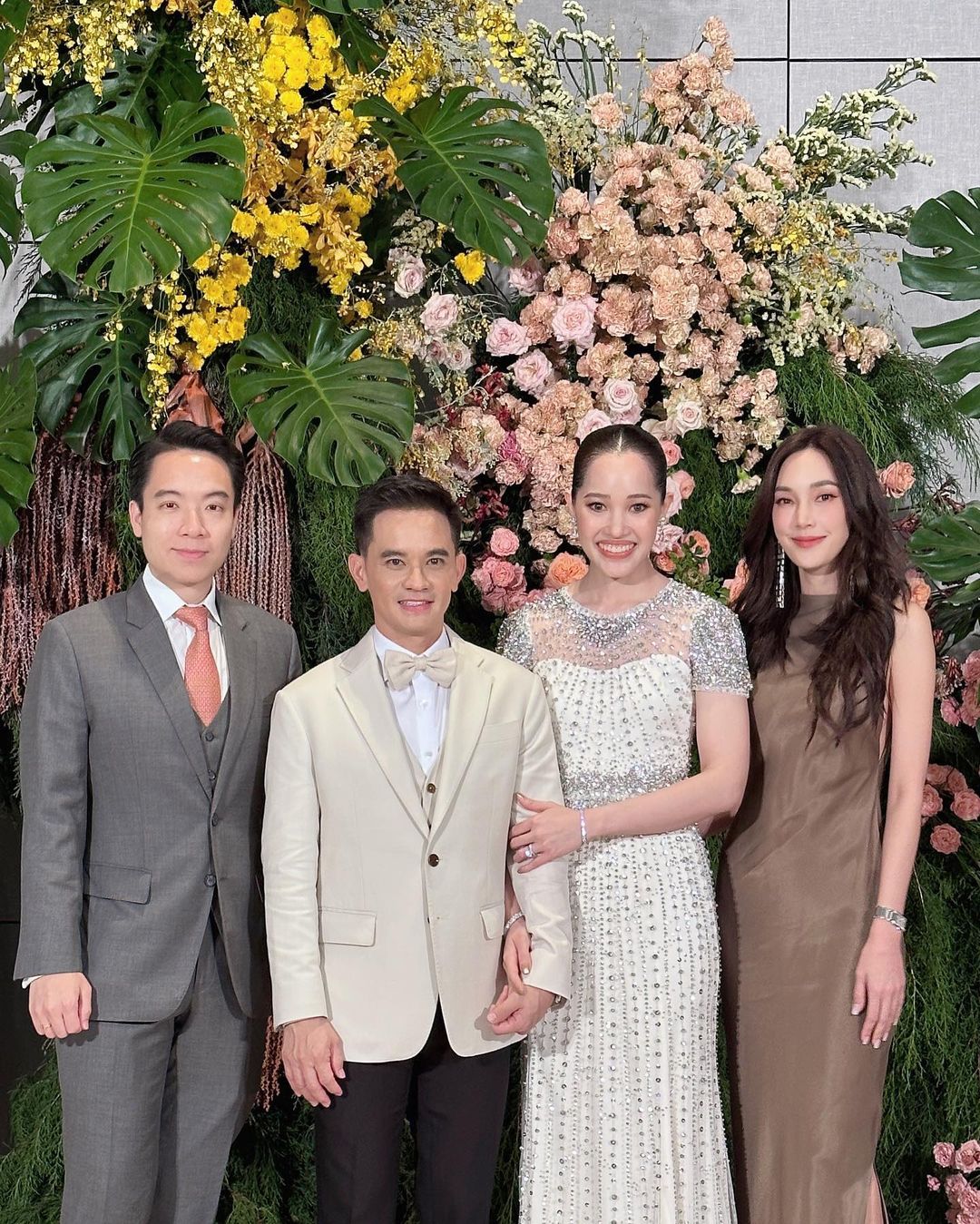 เมย์ - พิชญ์นาฏ สาขากร