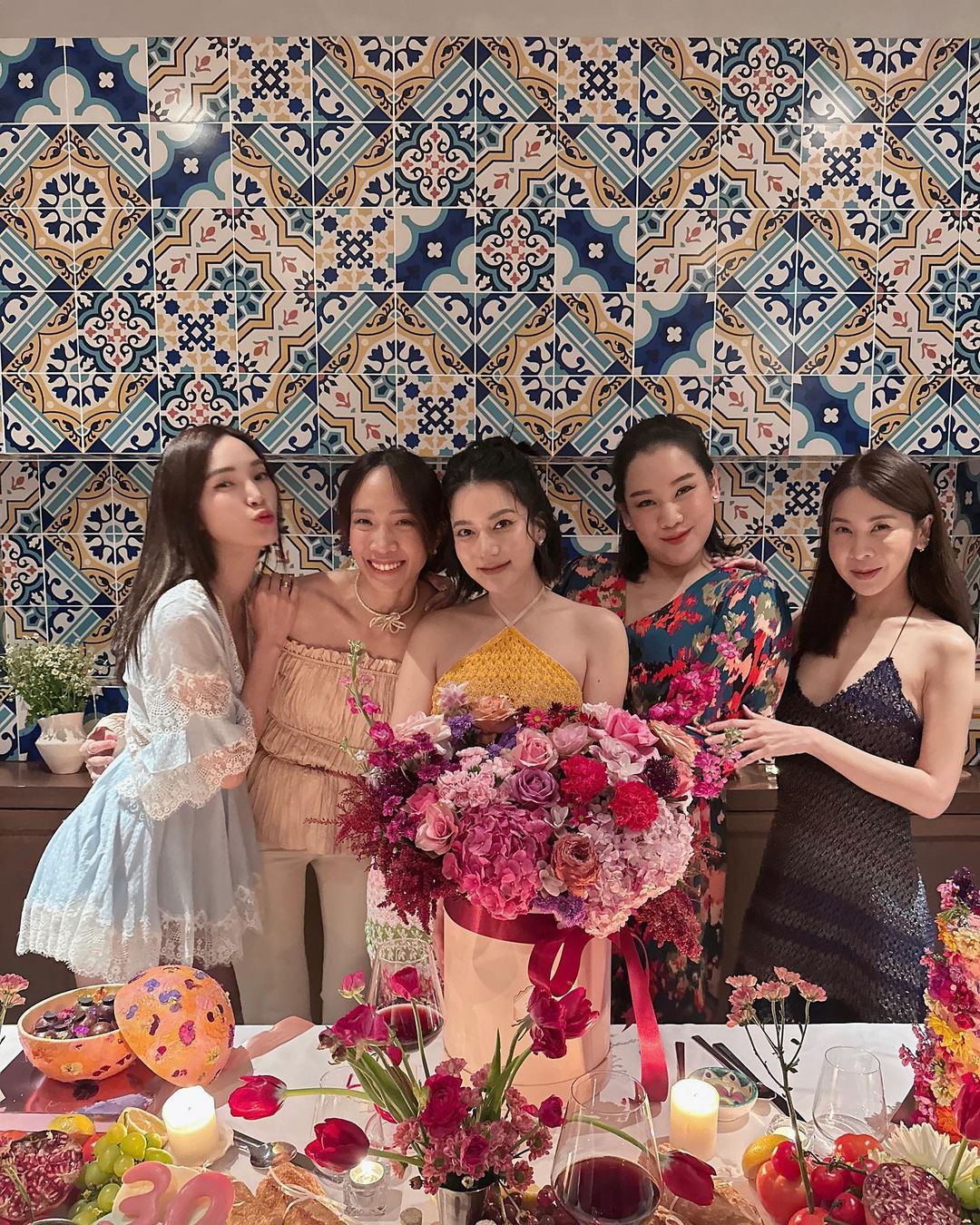 เมย์ - พิชญ์นาฏ สาขากร