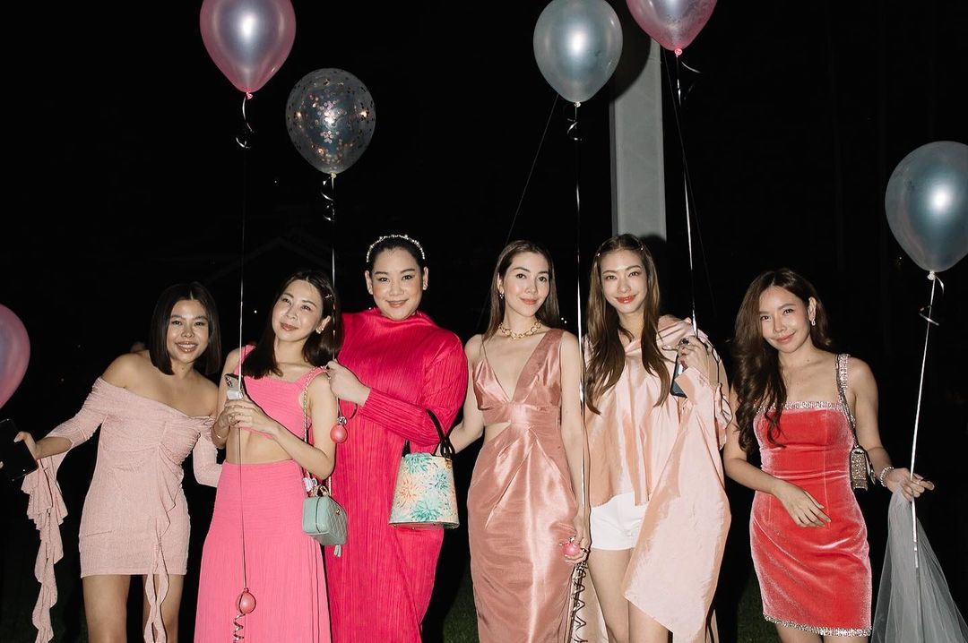 เมย์ - พิชญ์นาฏ สาขากร