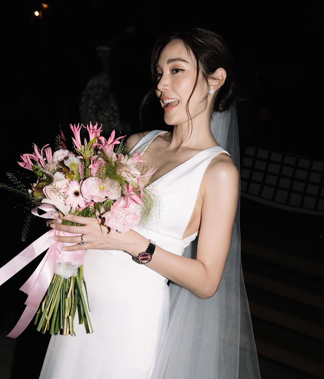 เมย์ - พิชญ์นาฏ สาขากร