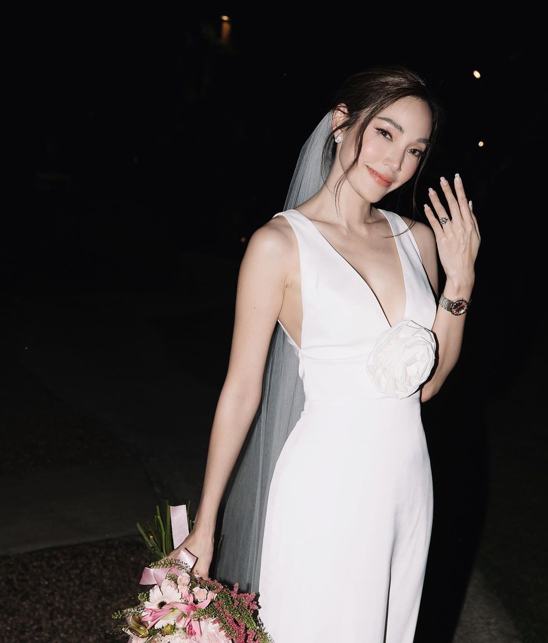 เมย์ - พิชญ์นาฏ สาขากร