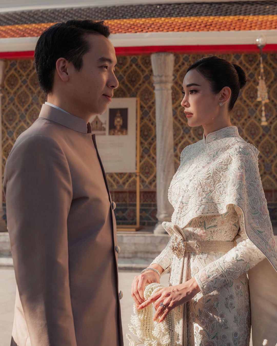 เมย์ - พิชญ์นาฏ สาขากร