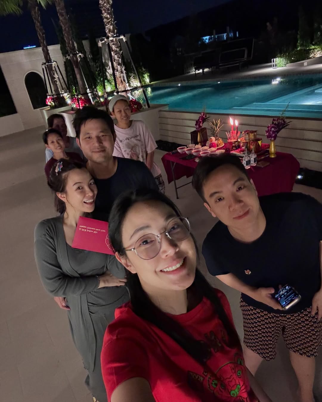 เมย์ - พิชญ์นาฏ สาขากร