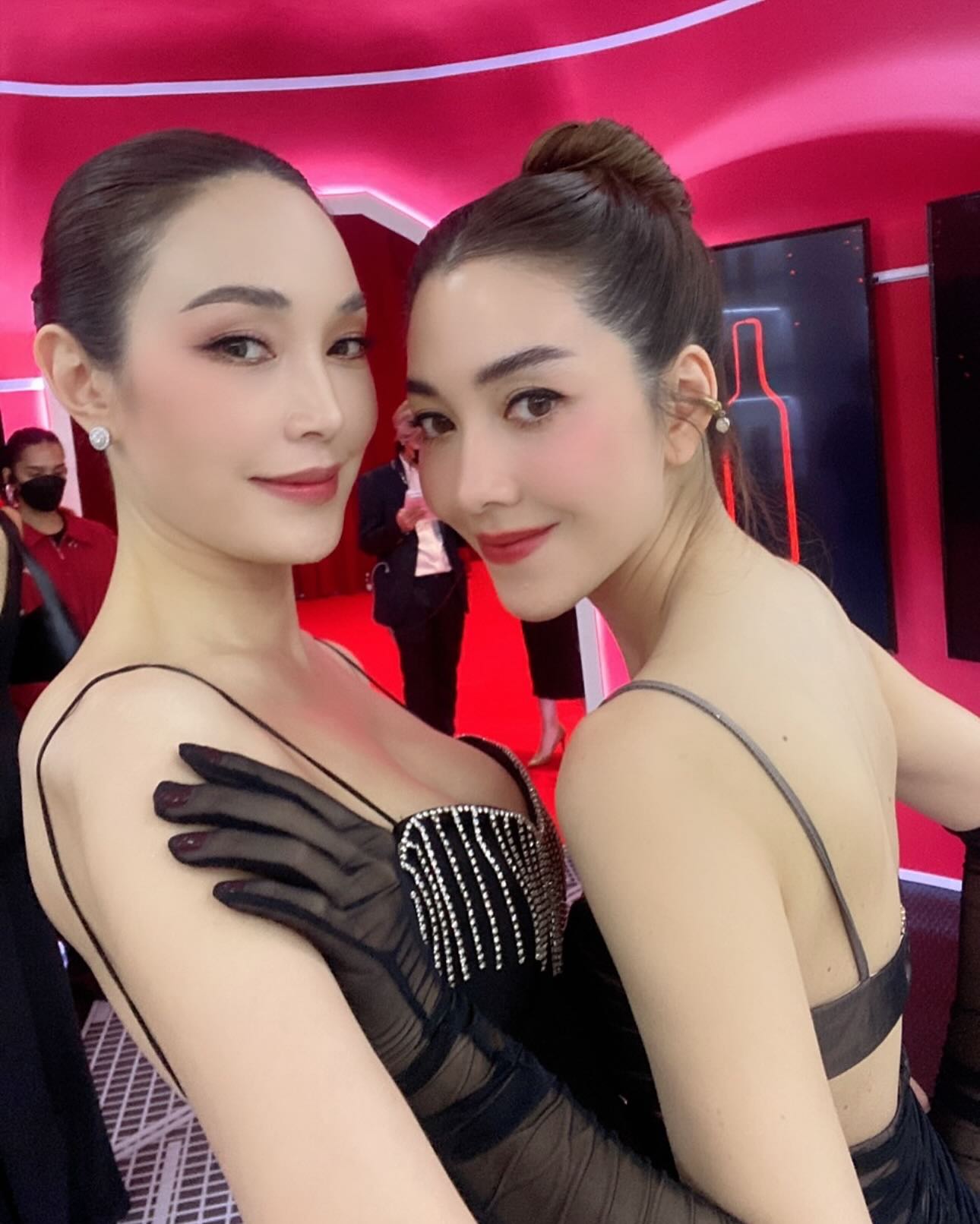 เมย์ - พิชญ์นาฏ สาขากร