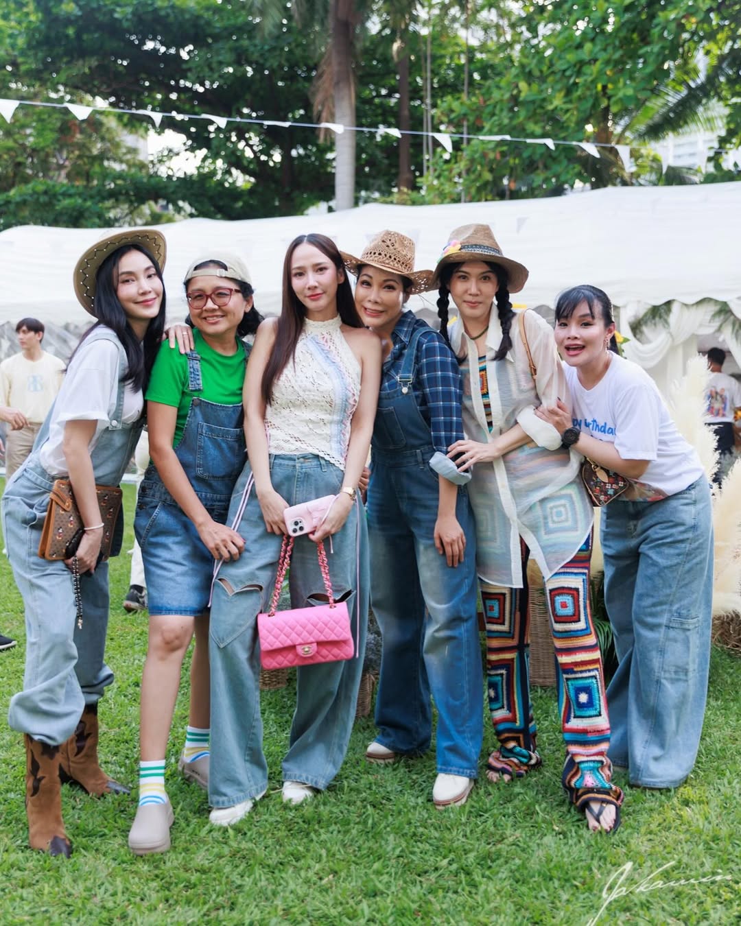 เมย์ - พิชญ์นาฏ สาขากร