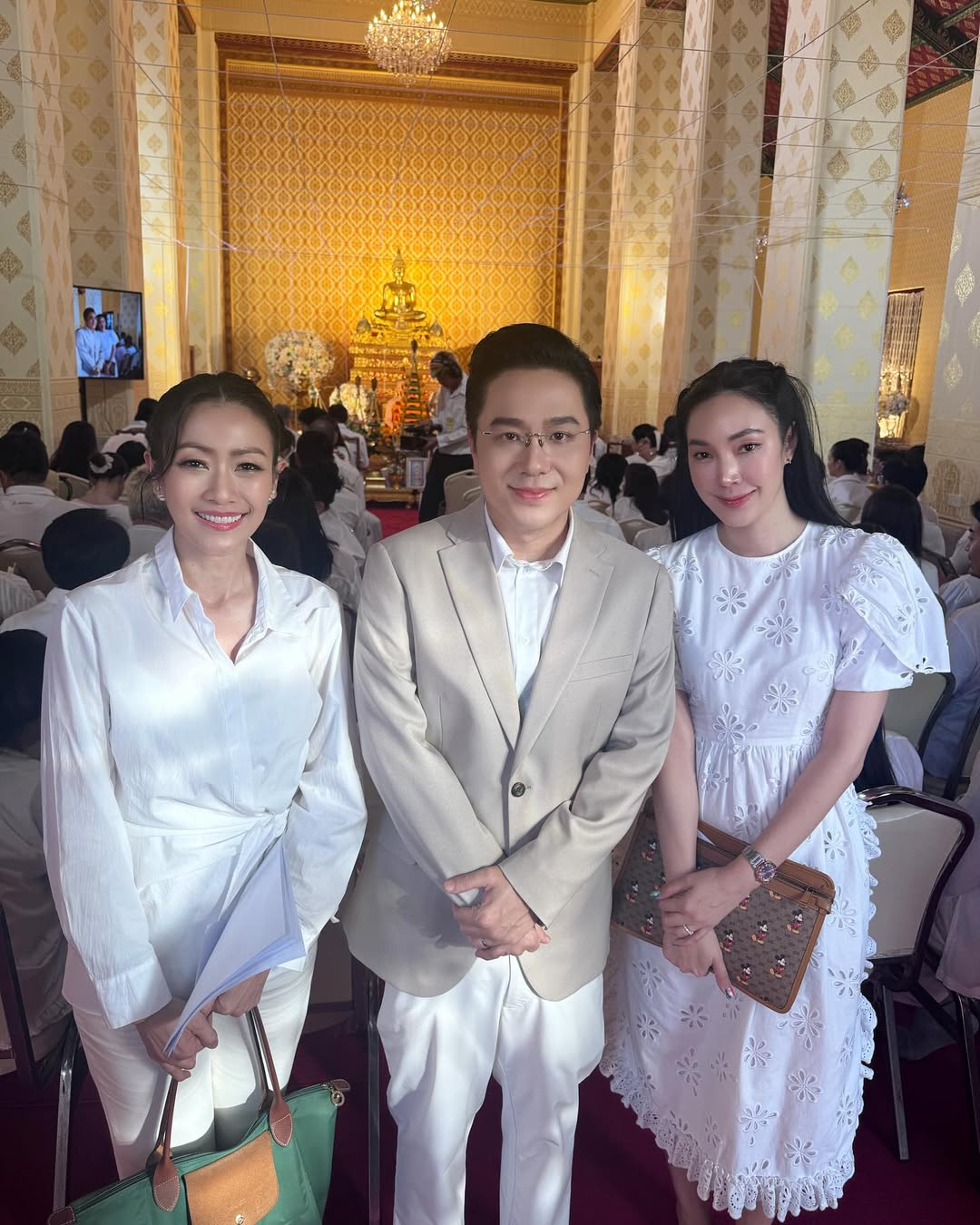 เมย์ - พิชญ์นาฏ สาขากร
