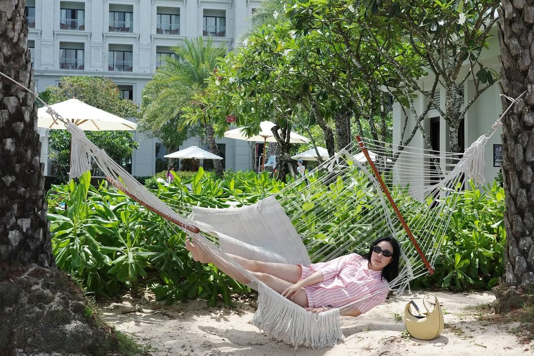 เมย์ - พิชญ์นาฏ สาขากร
