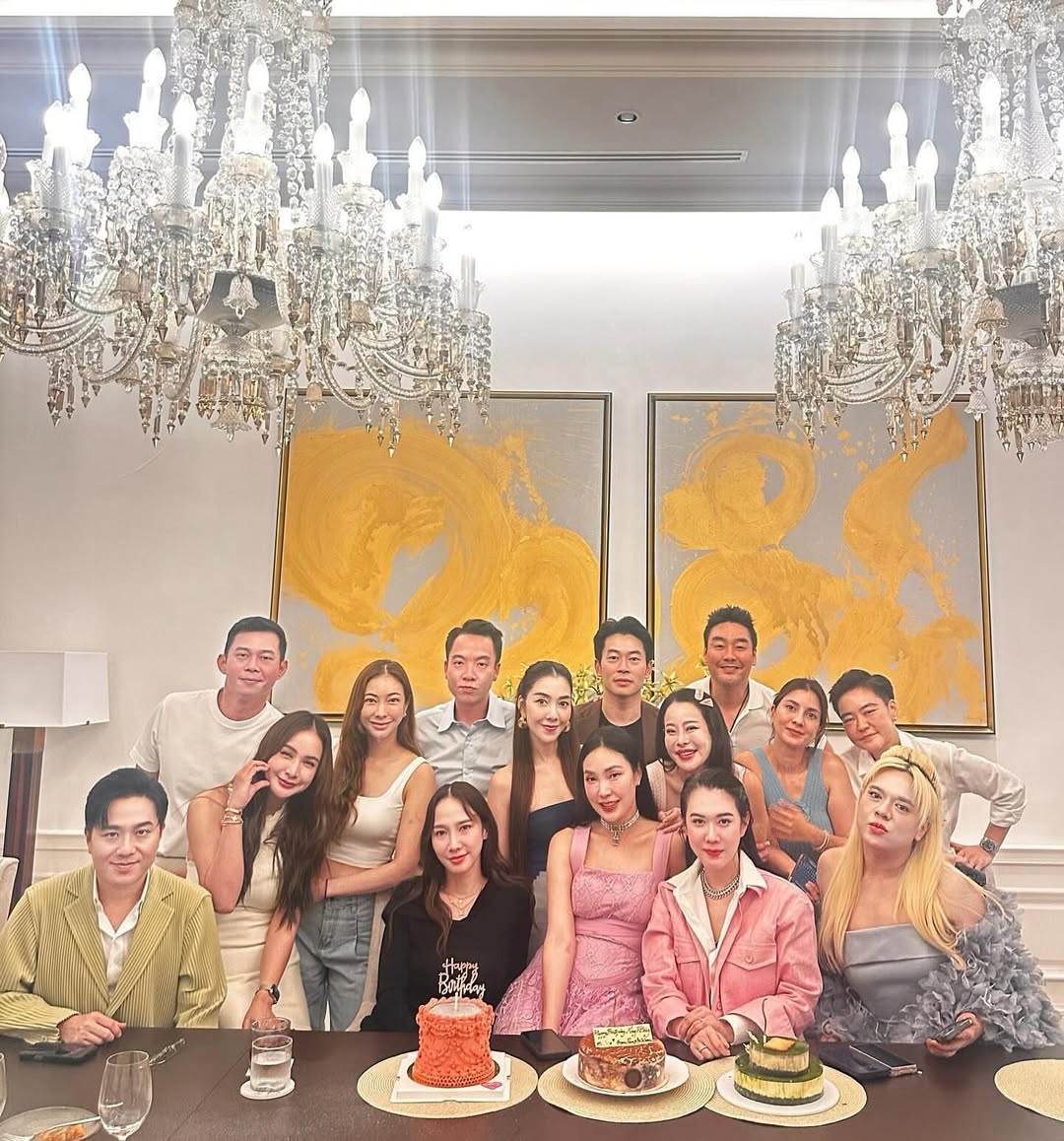เมย์ - พิชญ์นาฏ สาขากร