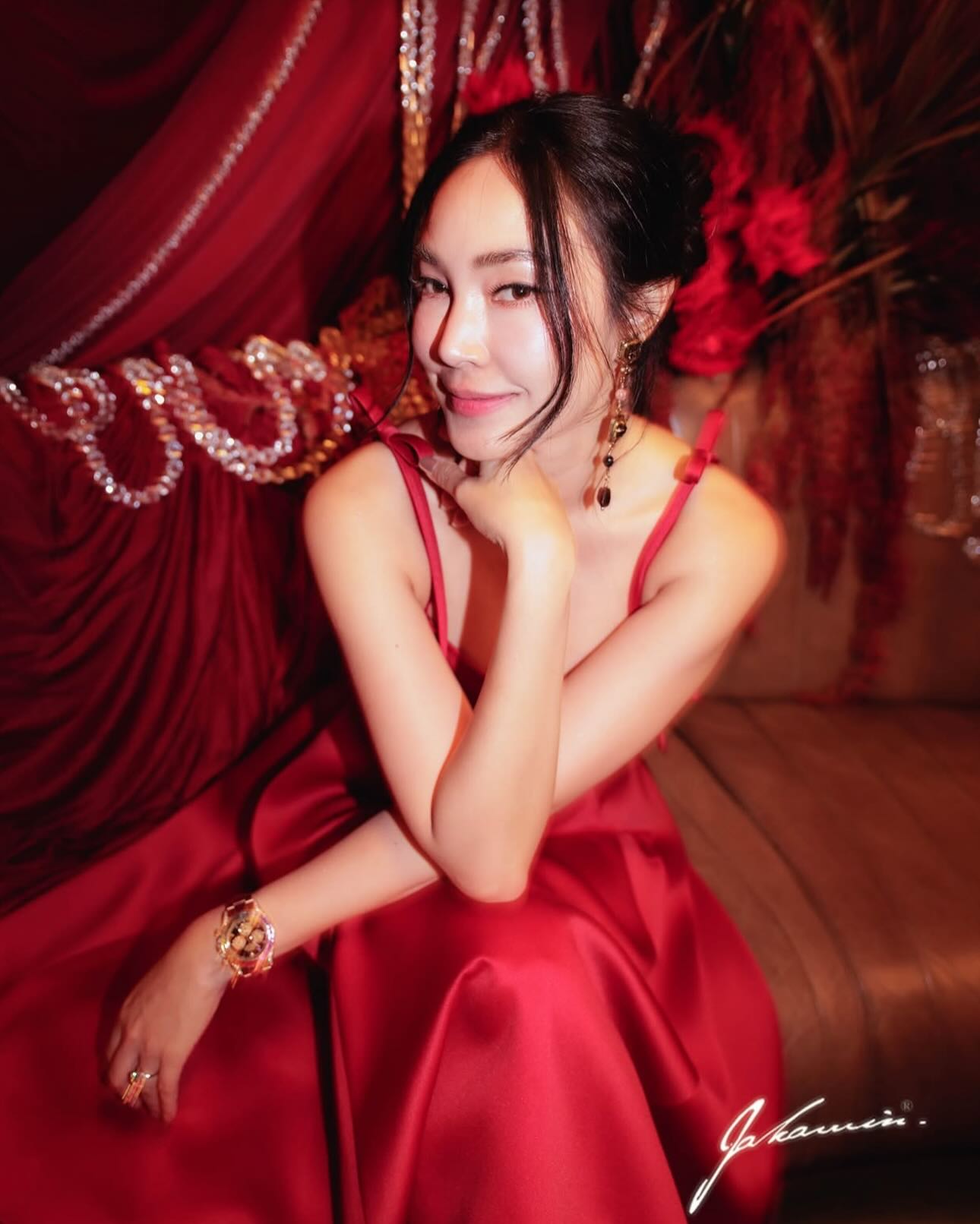 เมย์ - พิชญ์นาฏ สาขากร