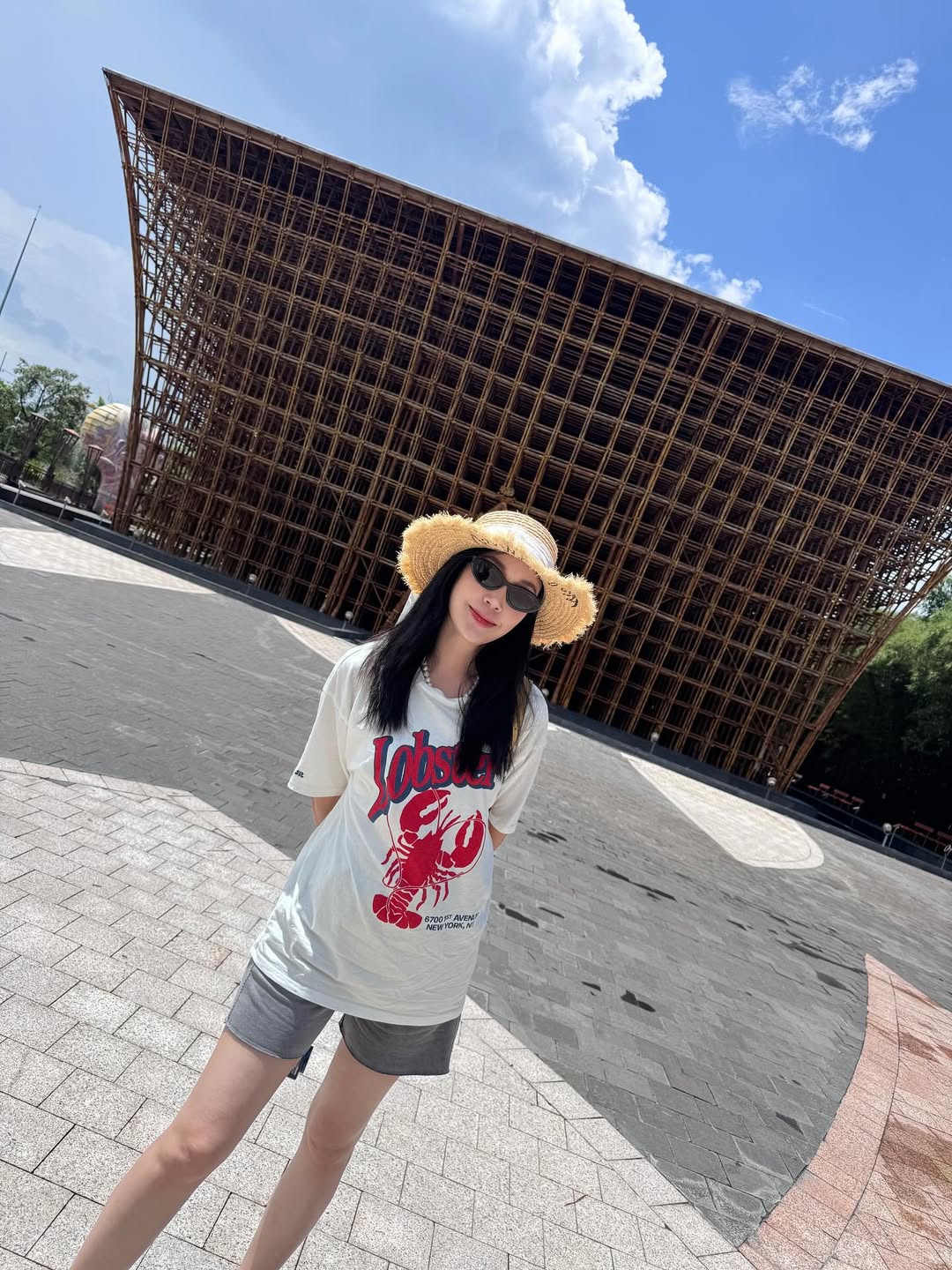 เมย์ - พิชญ์นาฏ สาขากร
