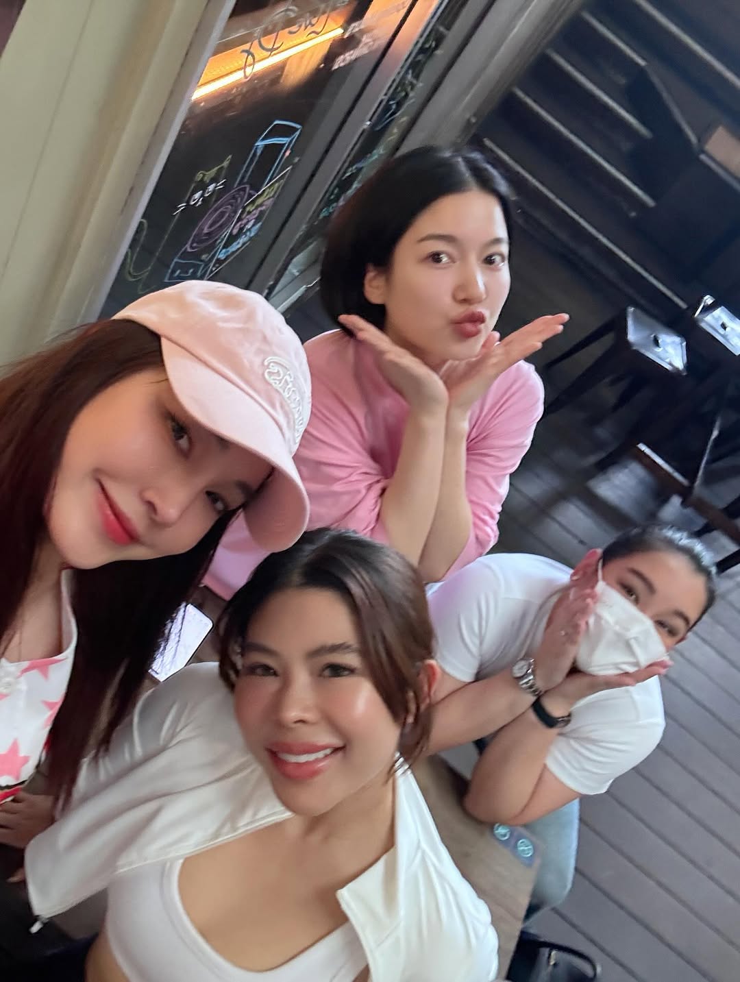 เมย์ - พิชญ์นาฏ สาขากร