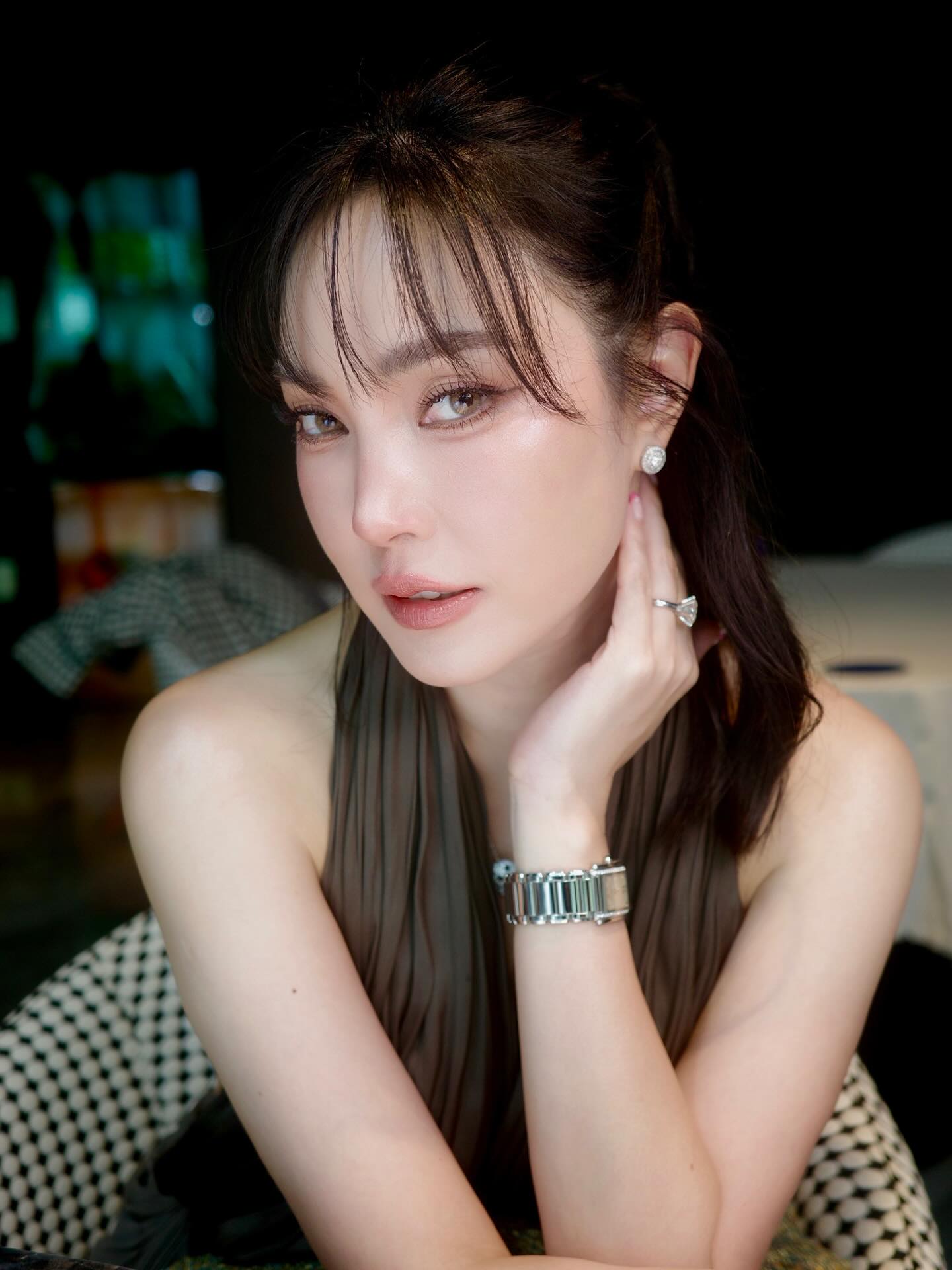 เมย์ - พิชญ์นาฏ สาขากร
