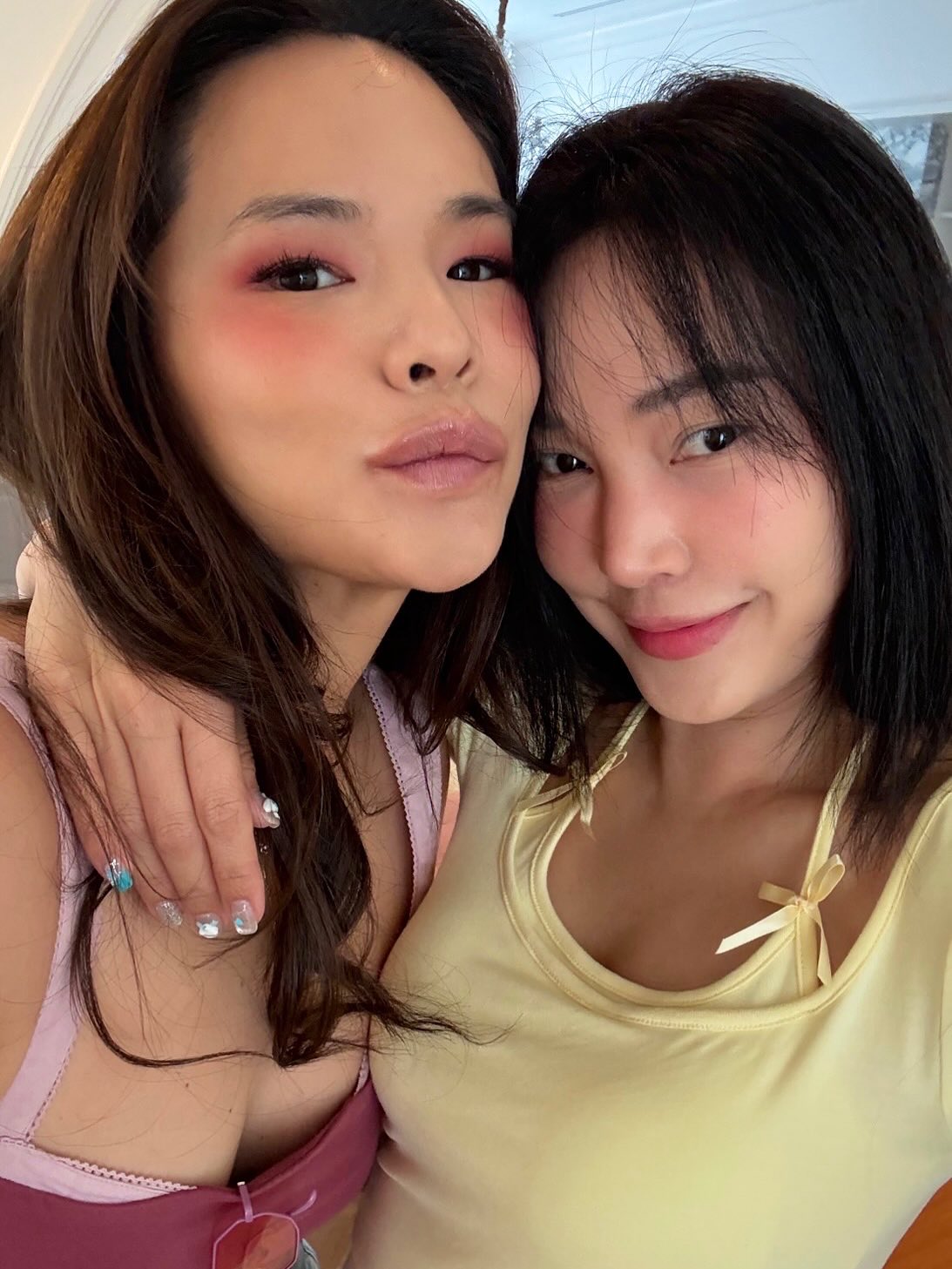 เมย์ - พิชญ์นาฏ สาขากร