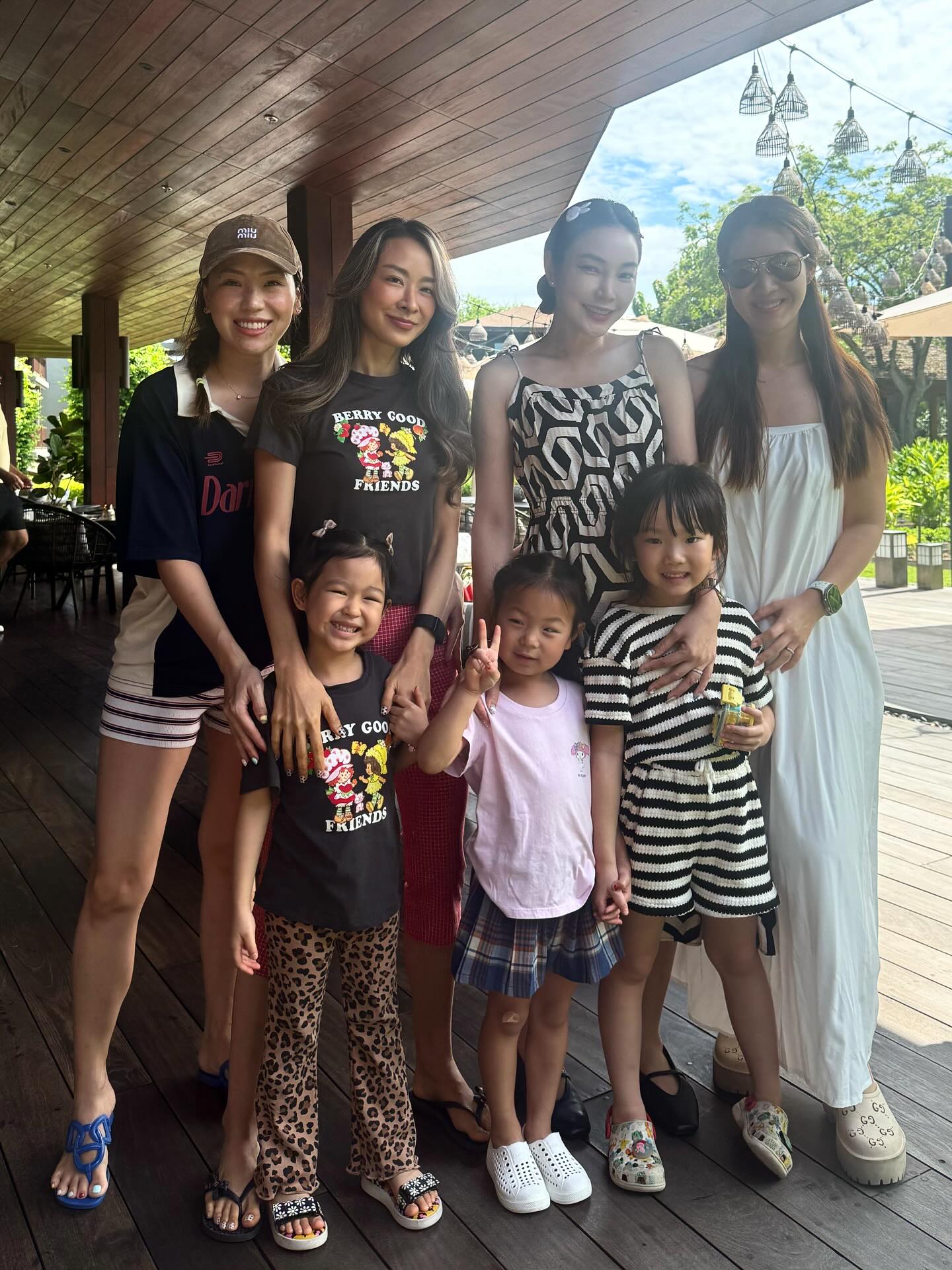 เมย์ - พิชญ์นาฏ สาขากร