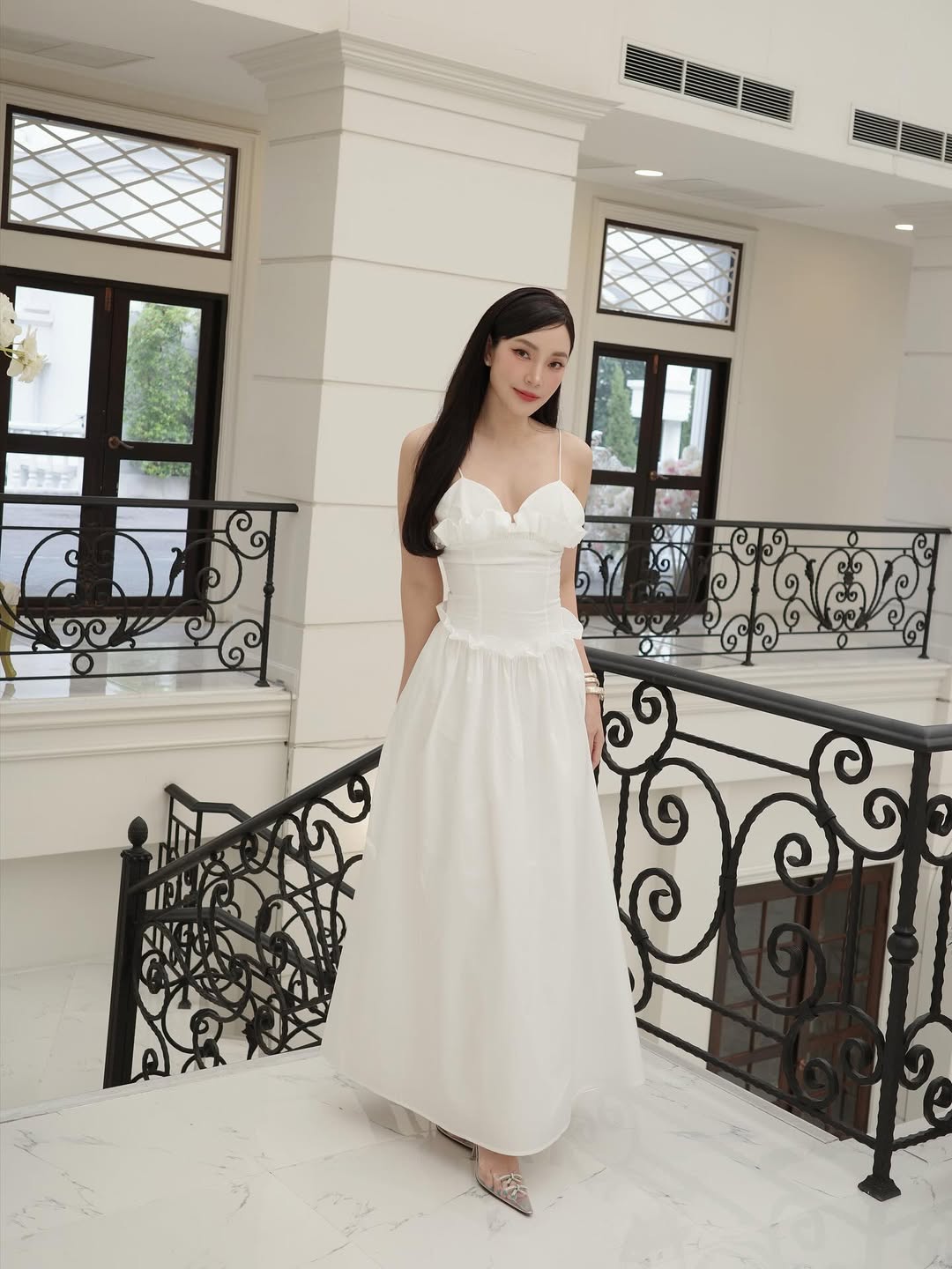 เมย์ - พิชญ์นาฏ สาขากร