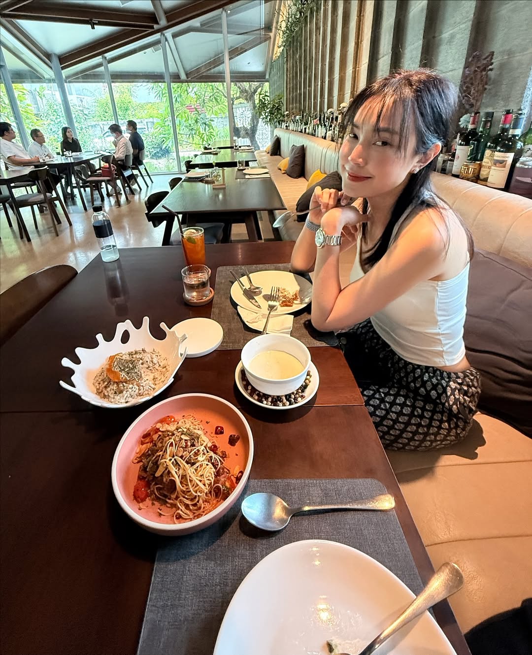 เมย์ - พิชญ์นาฏ สาขากร