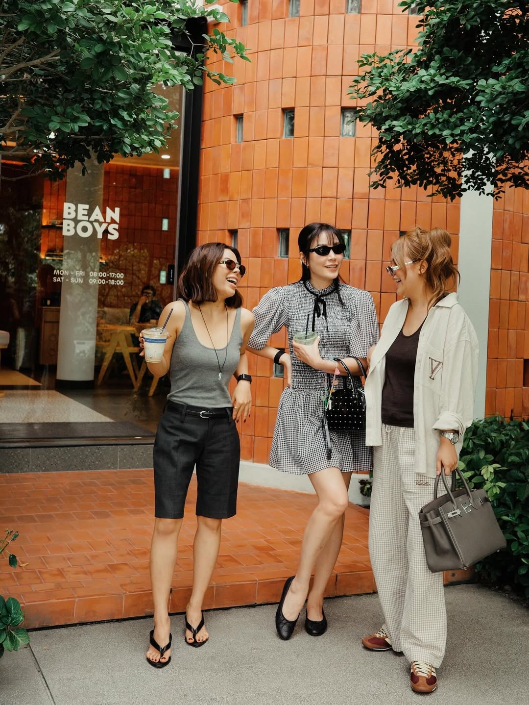 เมย์ - พิชญ์นาฏ สาขากร