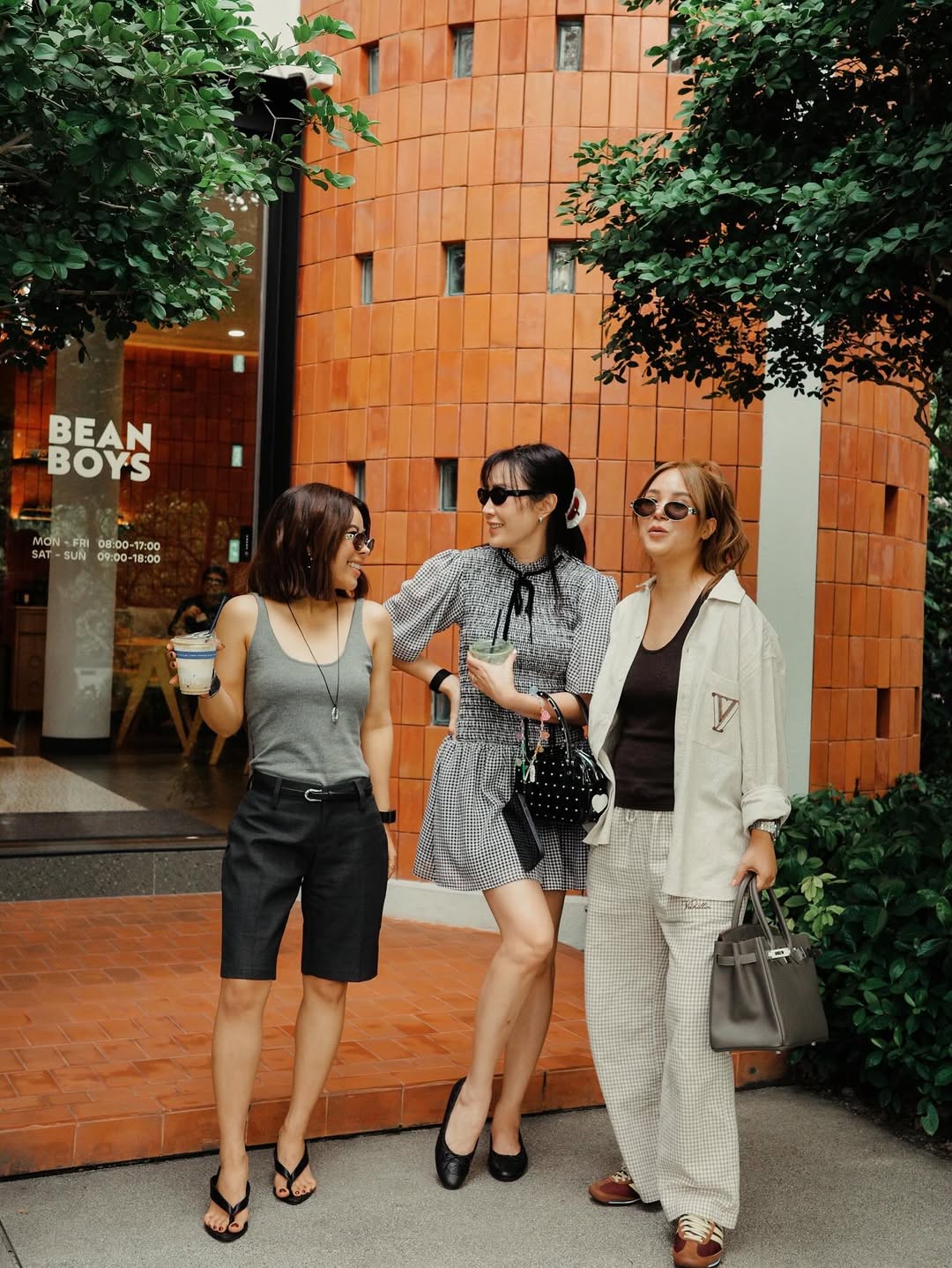 เมย์ - พิชญ์นาฏ สาขากร