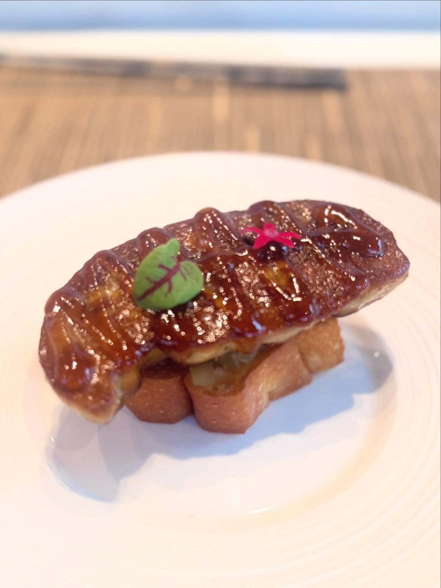 เมย์ - พิชญ์นาฏ สาขากร