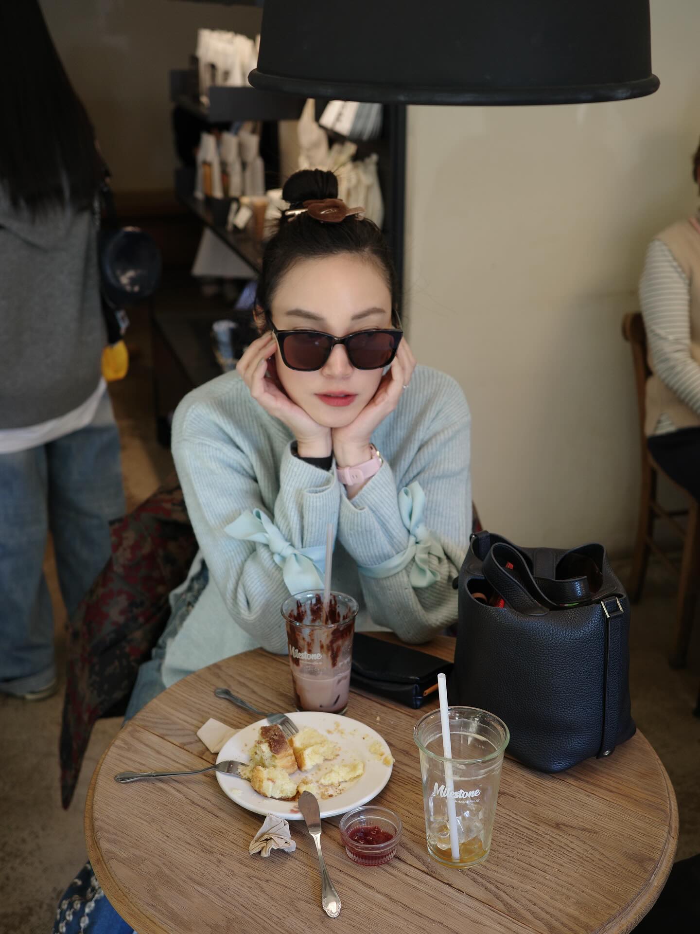 เมย์ - พิชญ์นาฏ สาขากร