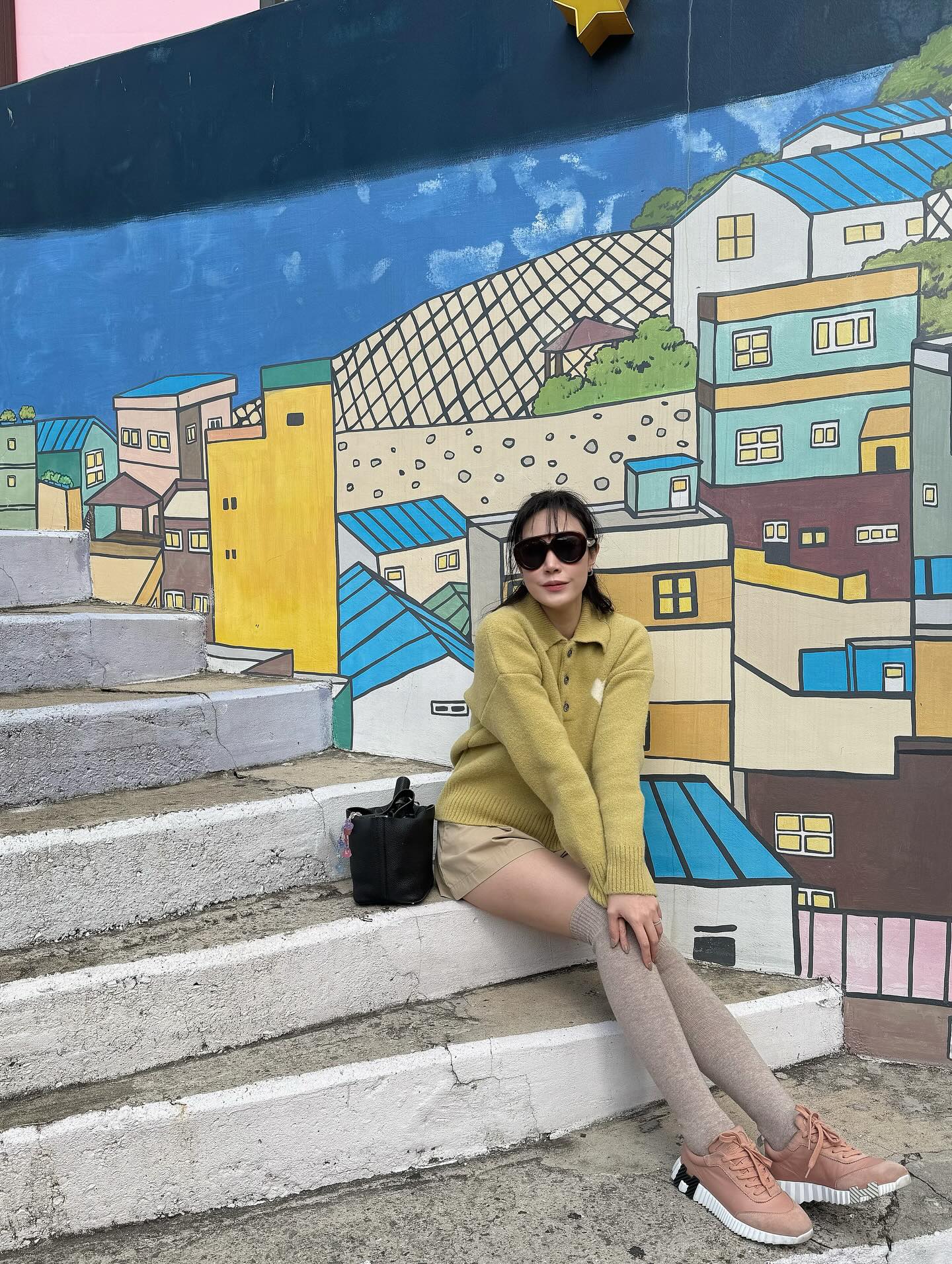 เมย์ - พิชญ์นาฏ สาขากร