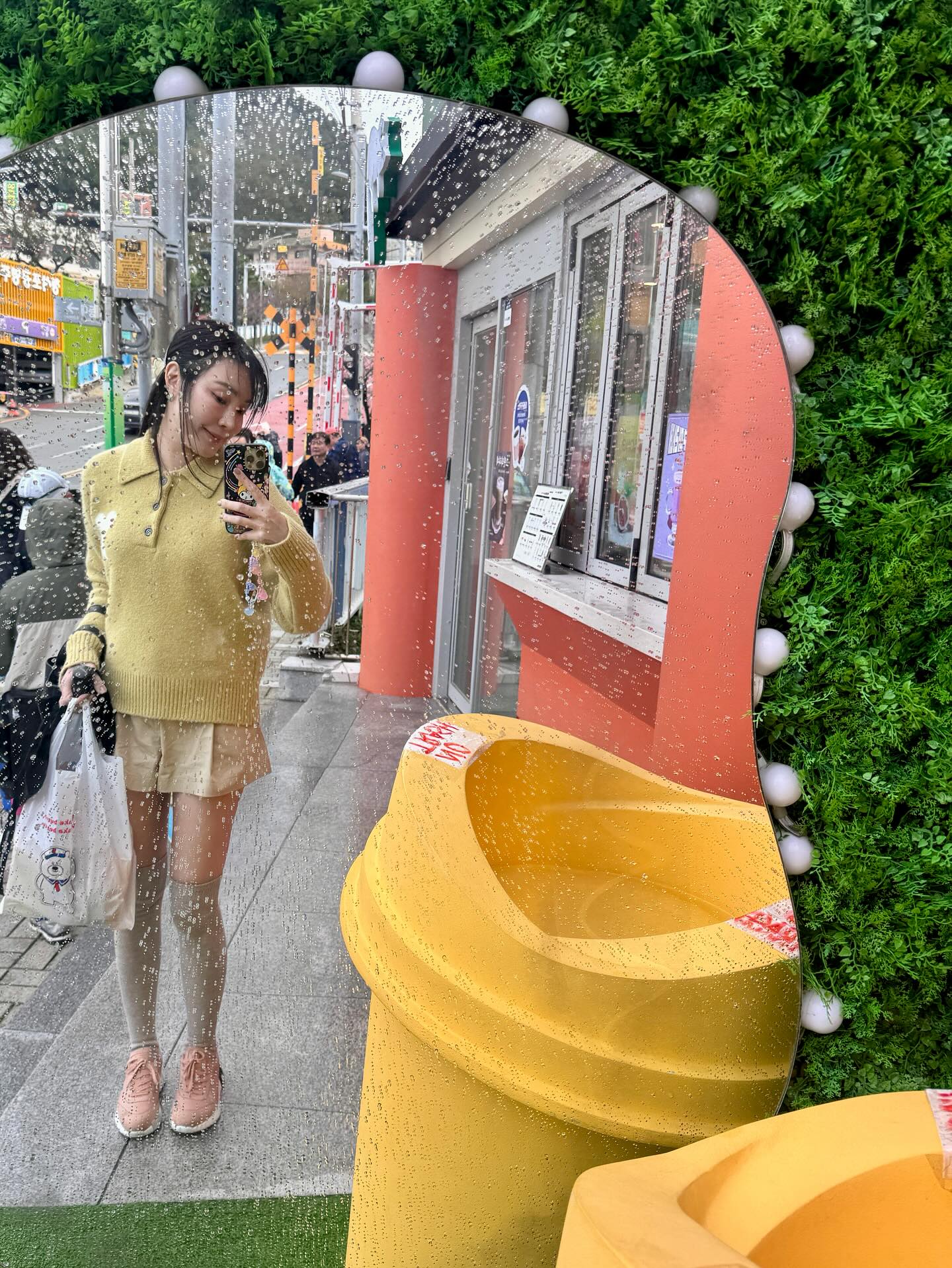 เมย์ - พิชญ์นาฏ สาขากร