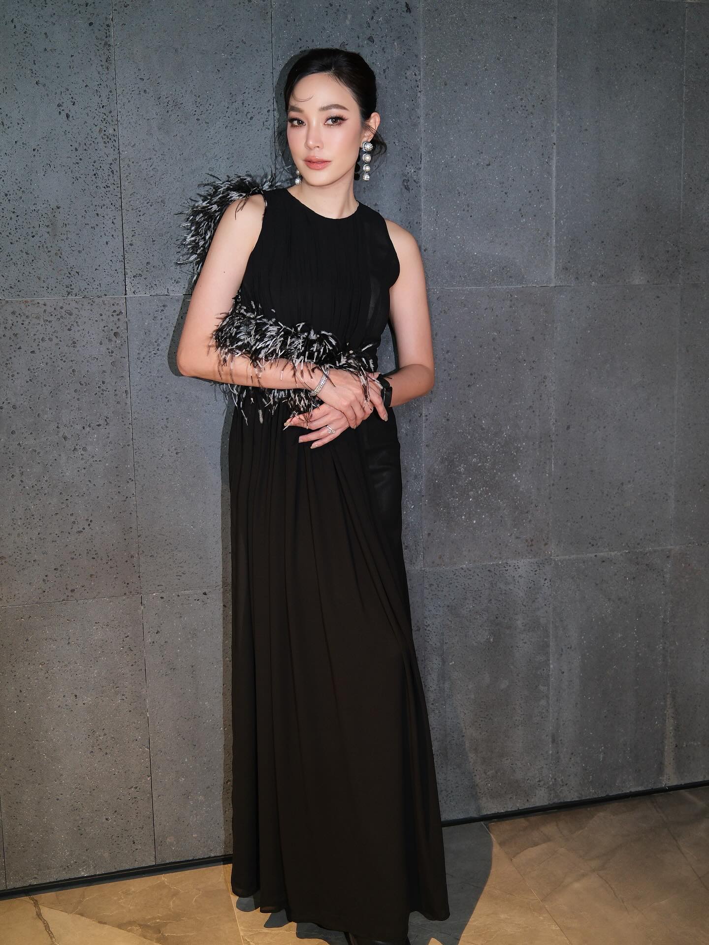 เมย์ - พิชญ์นาฏ สาขากร