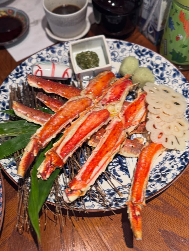 เมย์ - พิชญ์นาฏ สาขากร