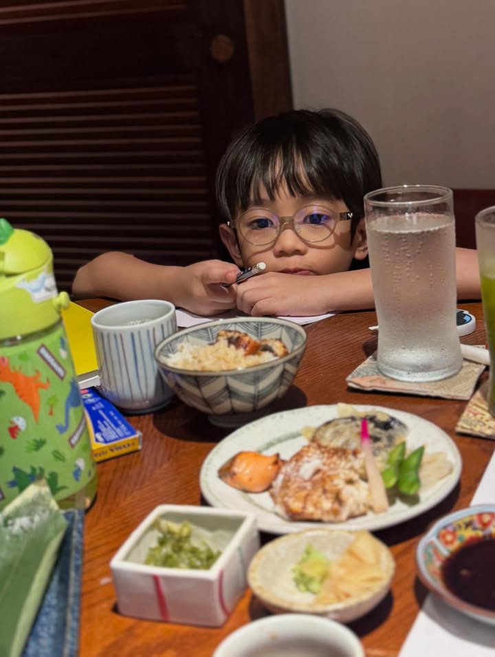 เมย์ - พิชญ์นาฏ สาขากร