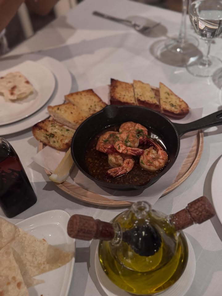 เมย์ - พิชญ์นาฏ สาขากร