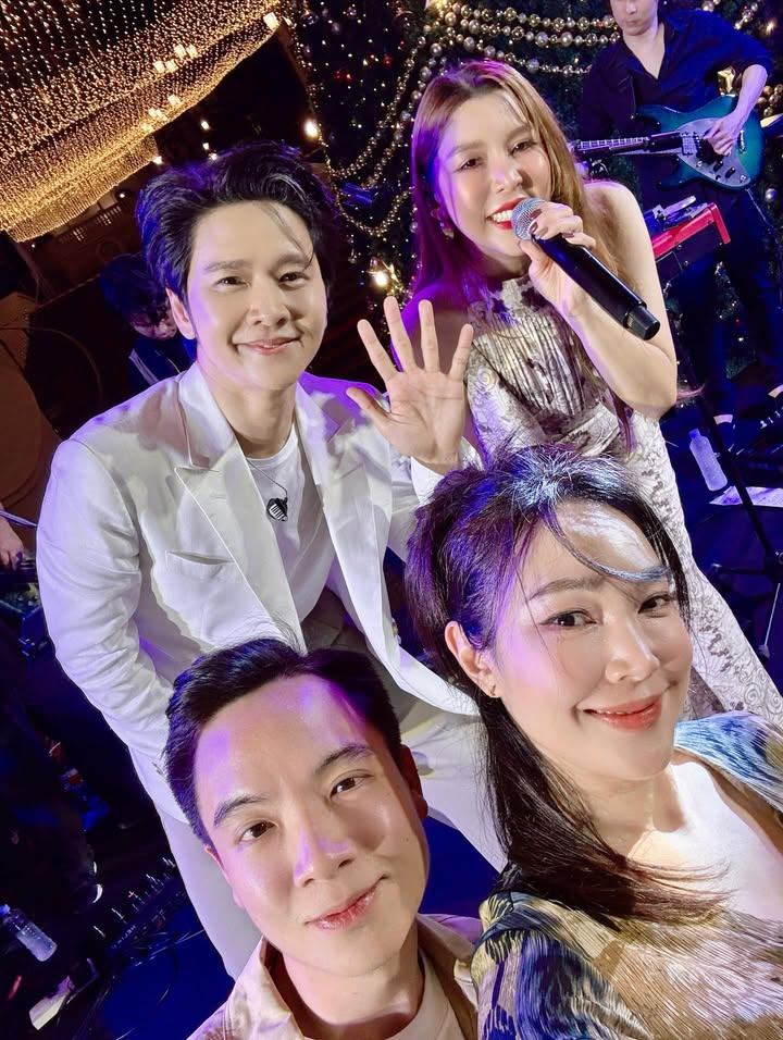 เมย์ - พิชญ์นาฏ สาขากร