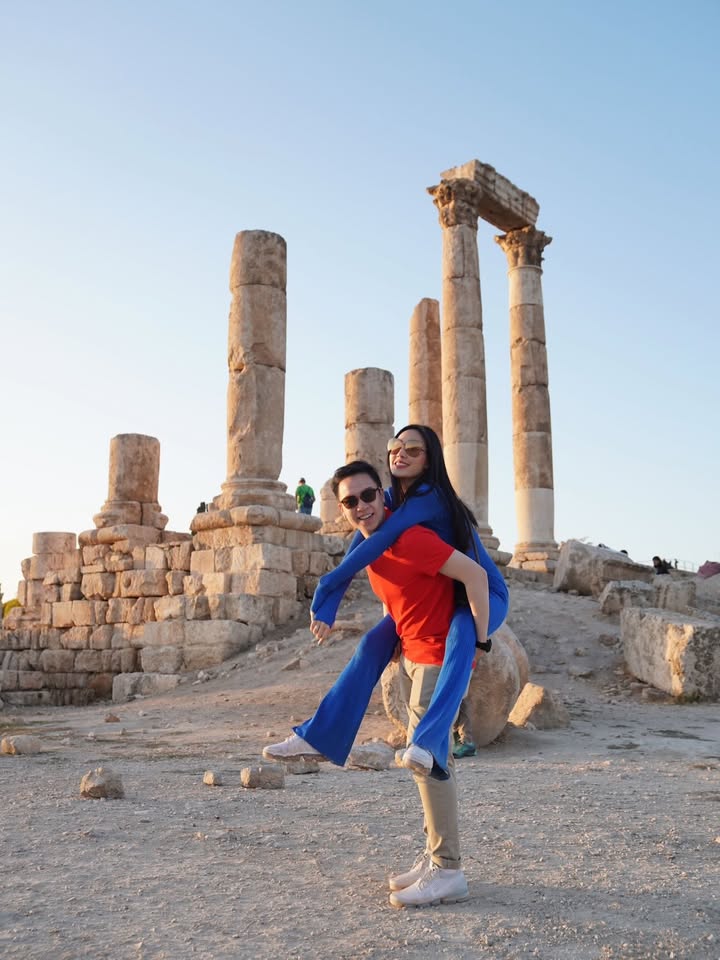 เมย์ - พิชญ์นาฏ สาขากร