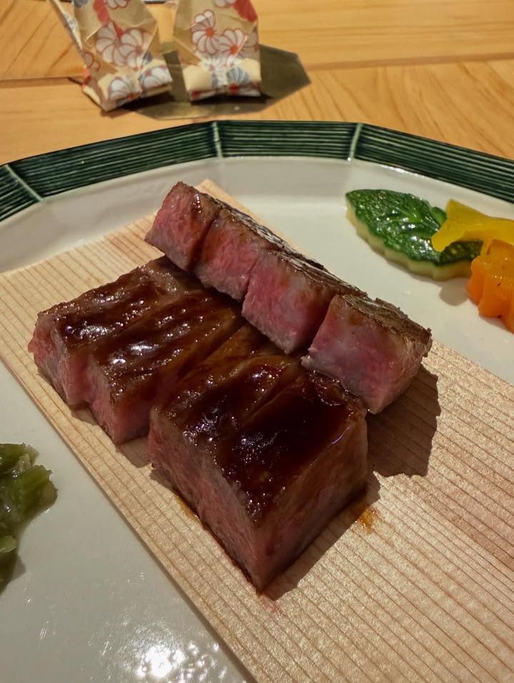 เมย์ - พิชญ์นาฏ สาขากร