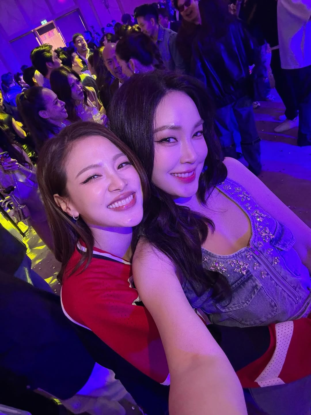 เมย์ - พิชญ์นาฏ สาขากร