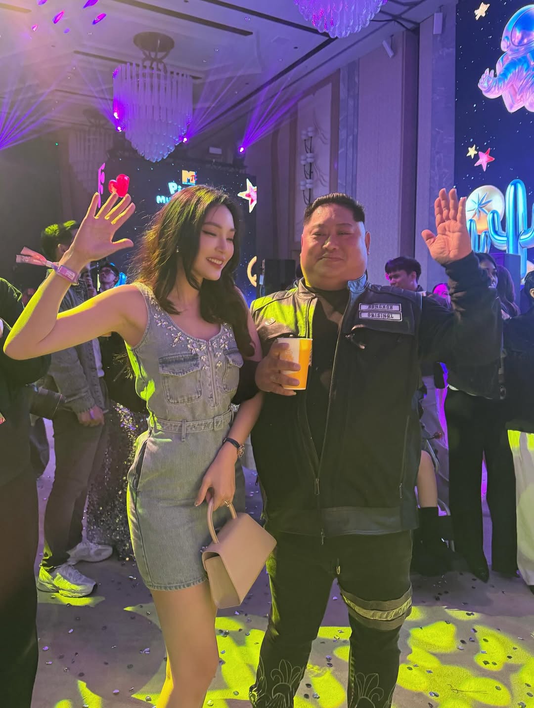 เมย์ - พิชญ์นาฏ สาขากร