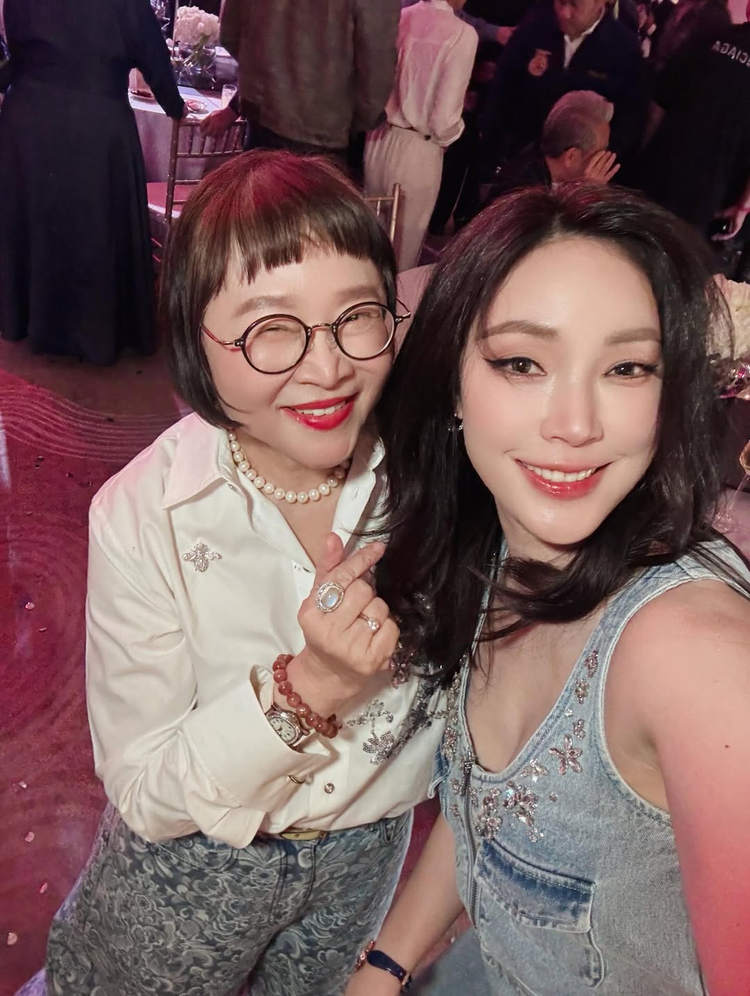 เมย์ - พิชญ์นาฏ สาขากร