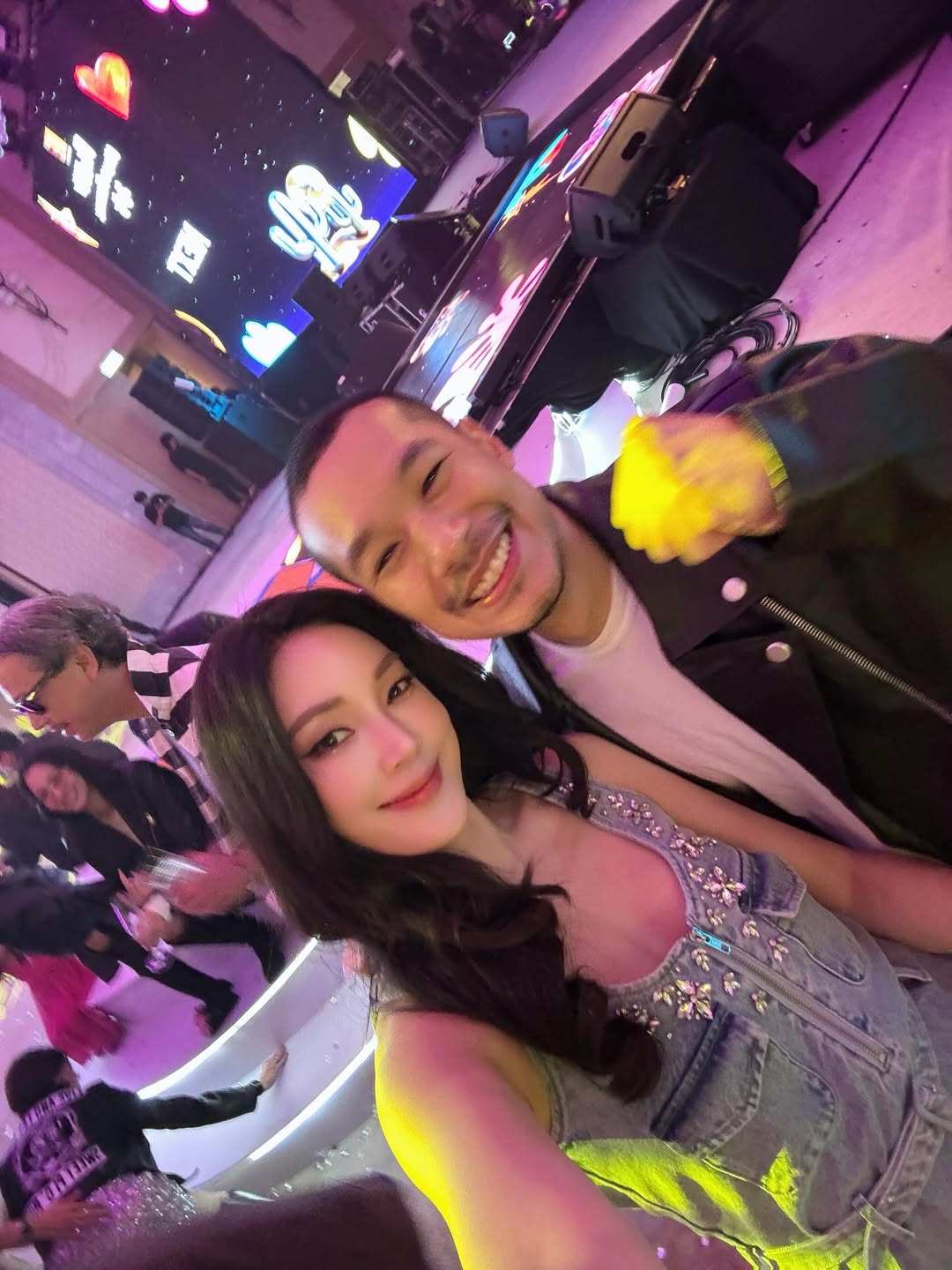 เมย์ - พิชญ์นาฏ สาขากร