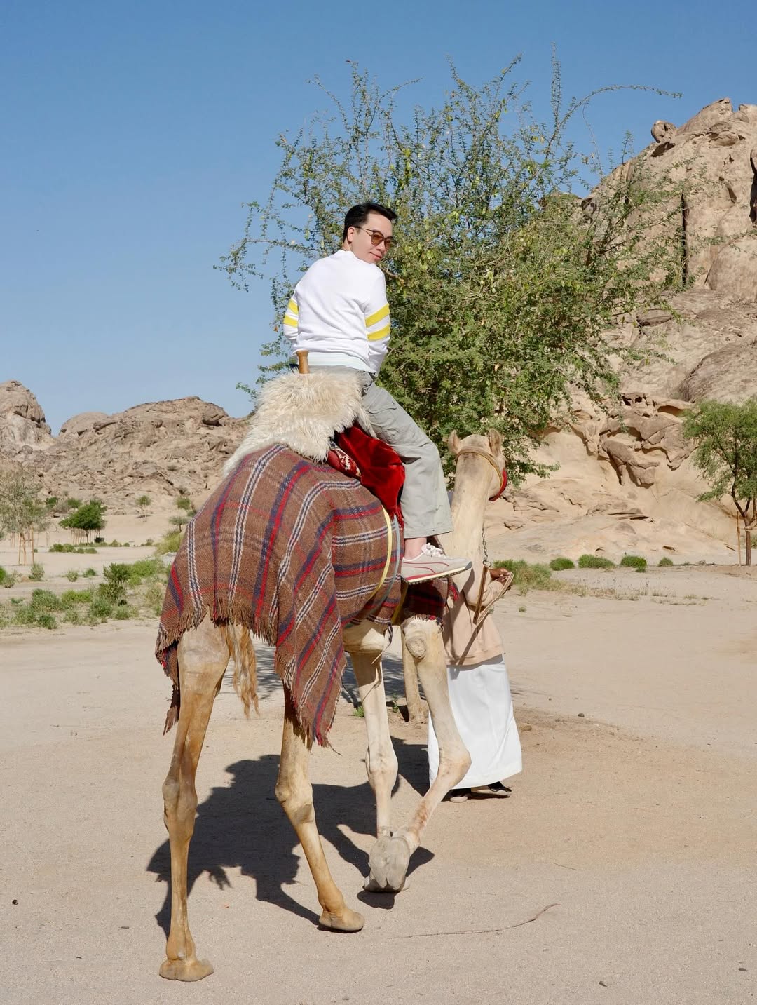 เมย์ - พิชญ์นาฏ สาขากร