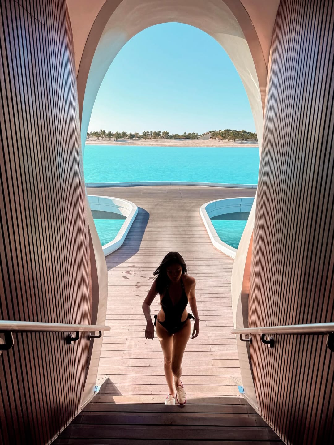 เมย์ - พิชญ์นาฏ สาขากร